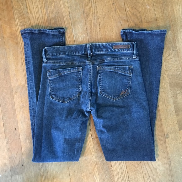 Dark Wash Express Jeans 4 - Picture 2 of 8